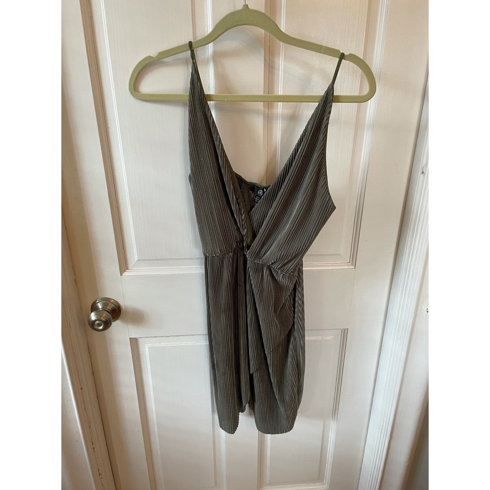 Green wrap textured Mini dress size 8. worn once!!